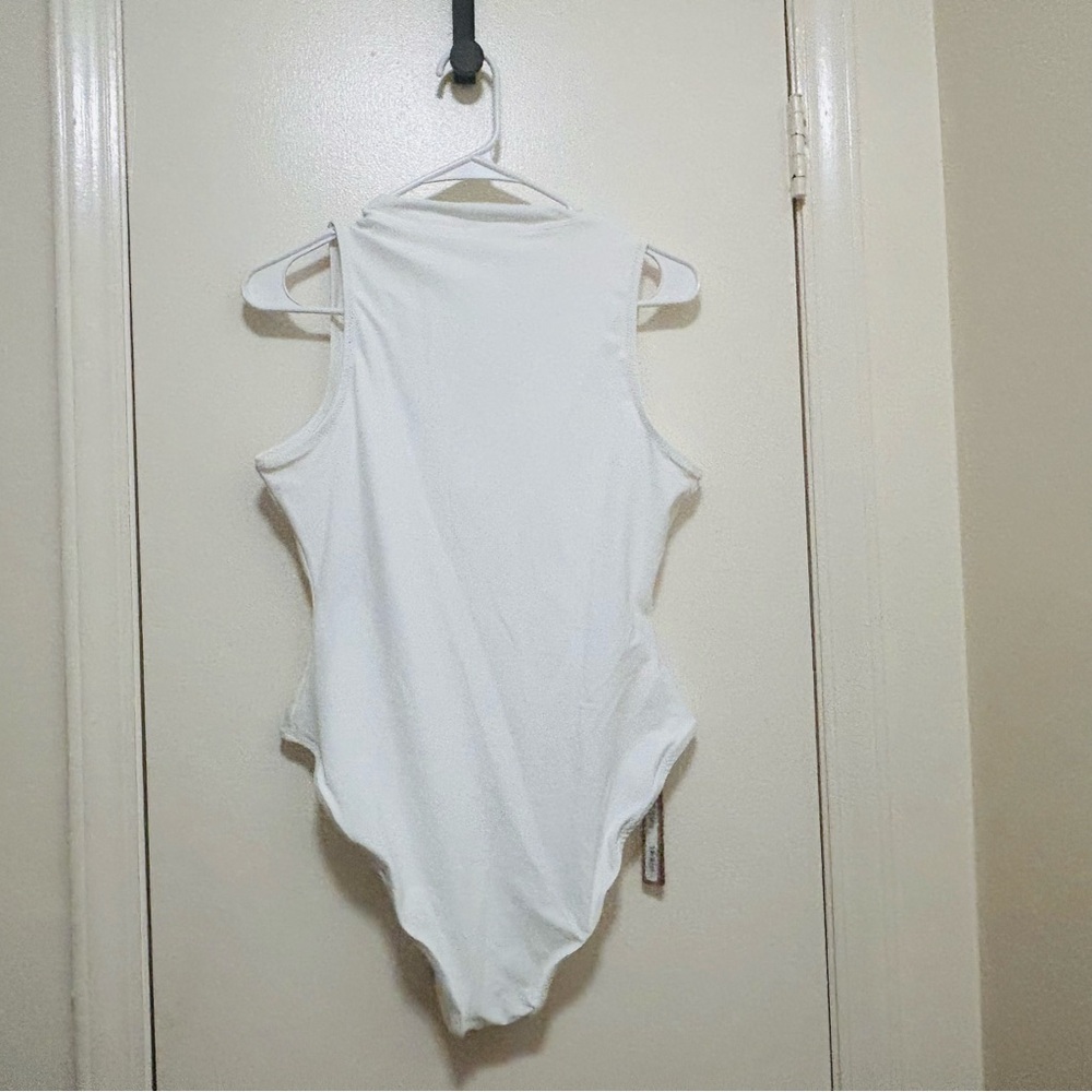 SKIMS Zipfront Sleeveless One Piece Swimsuit - Picture 4 of 5